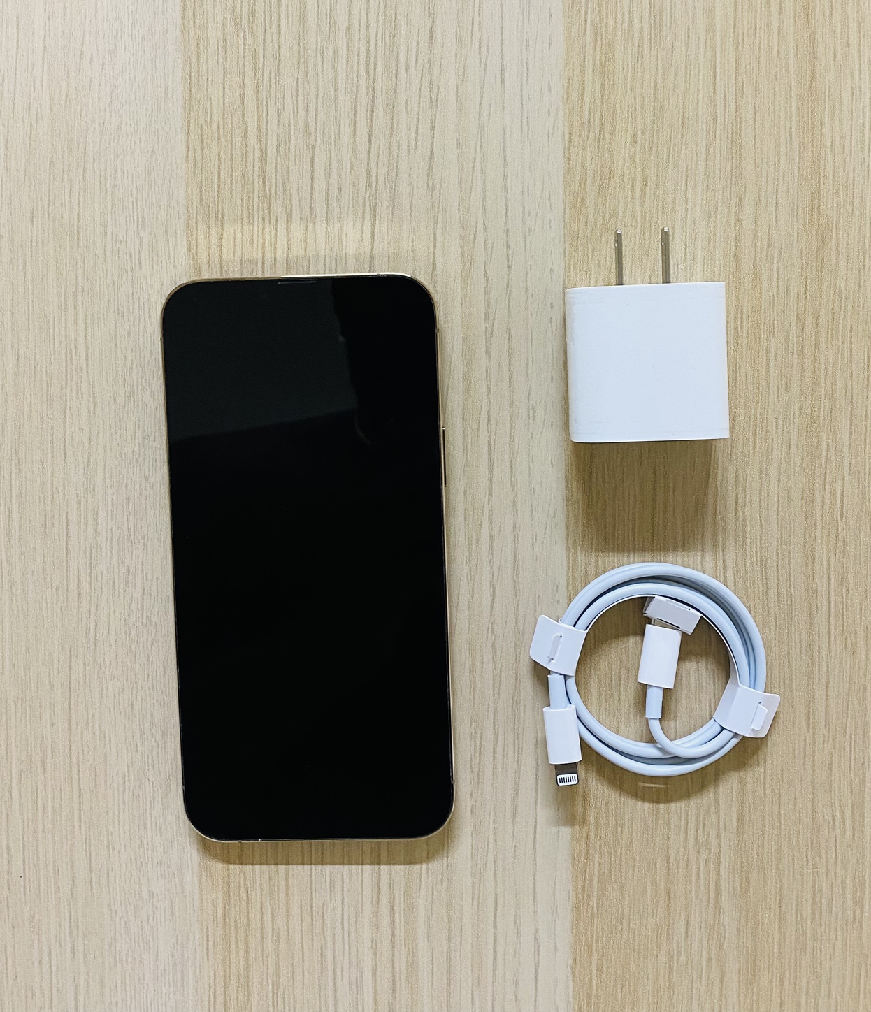 Apple iPhone 13 Pro Max 128GB Gold ( Unlocked ) Mint condition