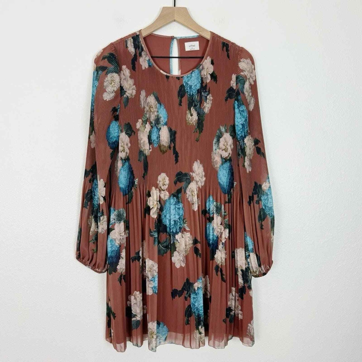 Aritzia Wilfred Daydreamer Pleated Floral Mini Dress
