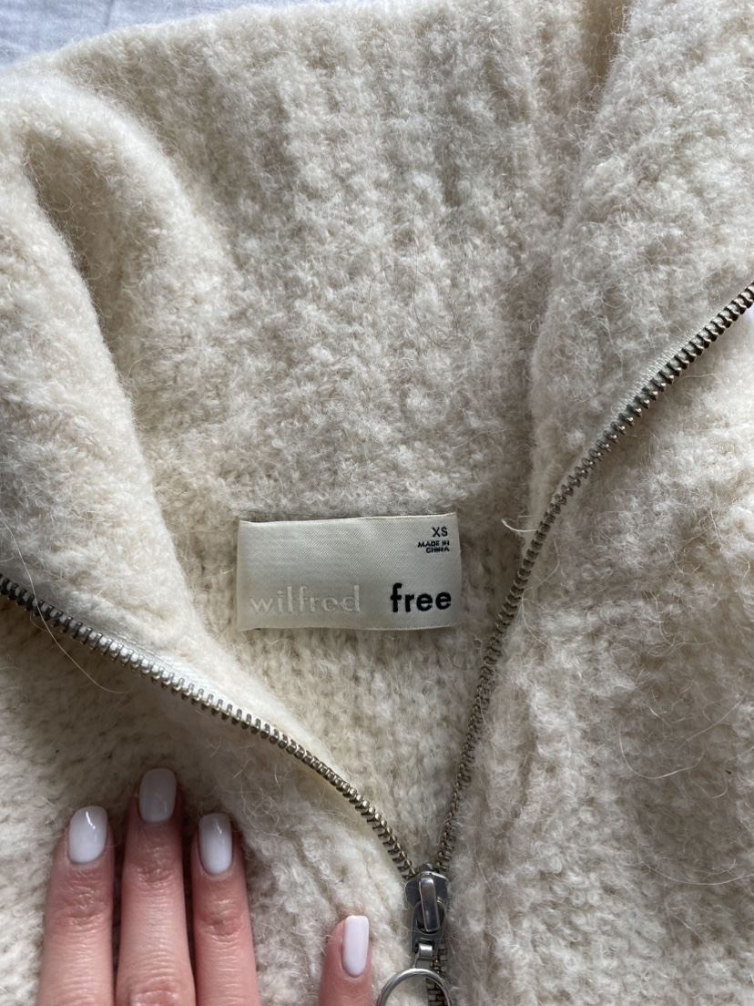 Aritzia Gwyneth Sweater