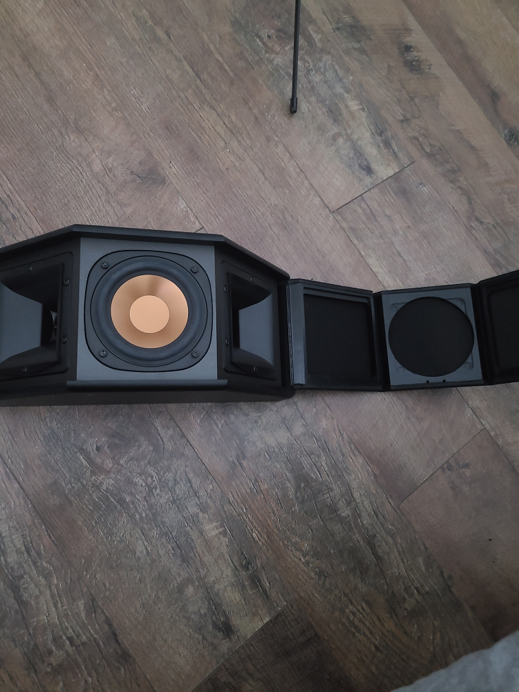 Klipsch Speaker Set - photo 4