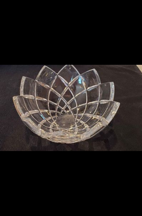 MIKASA BOWL Crystal Diamond Cut 9" inch Deep Flawless