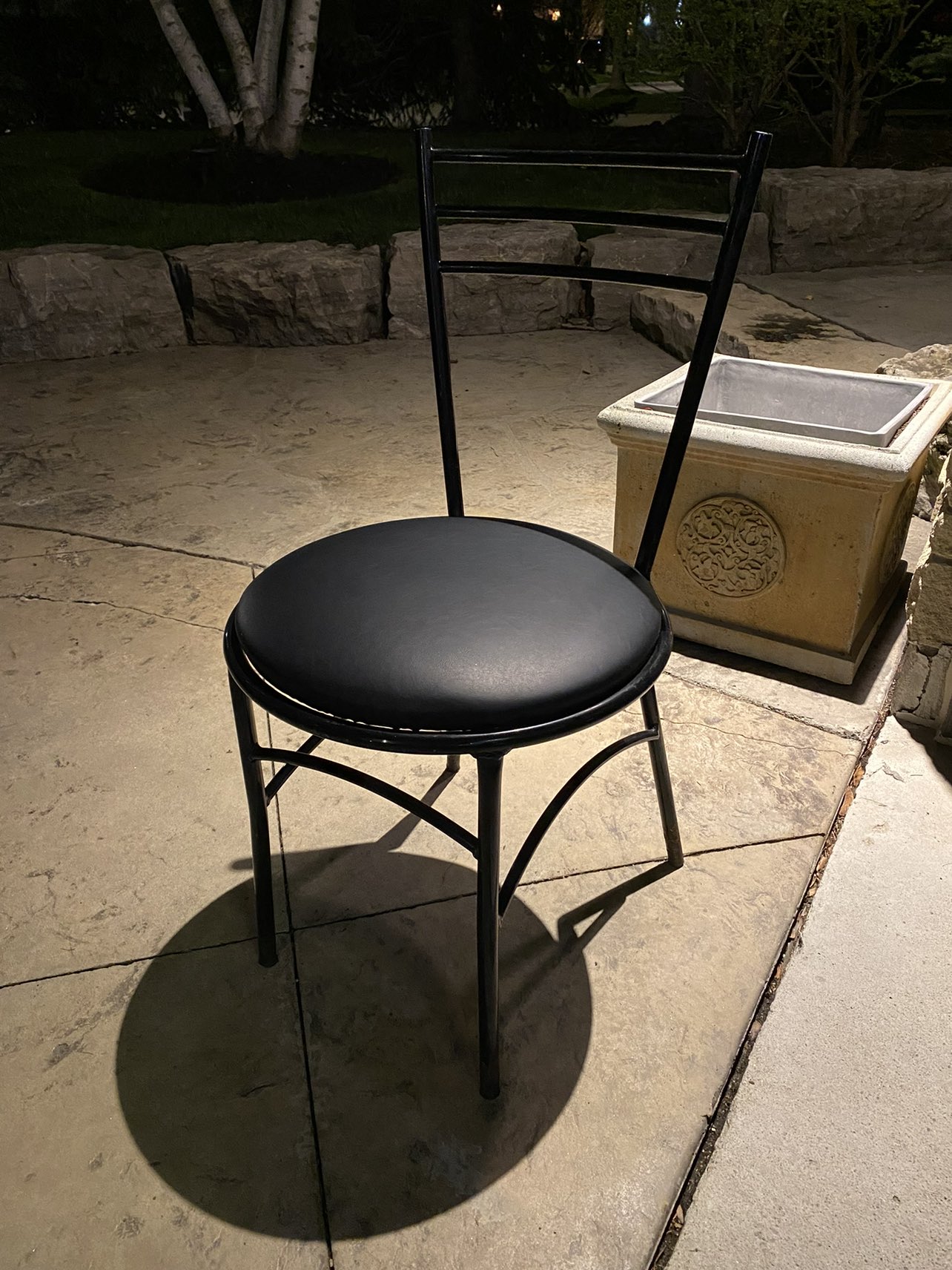 36 Chairs & 23 Tables *read description* - photo 4