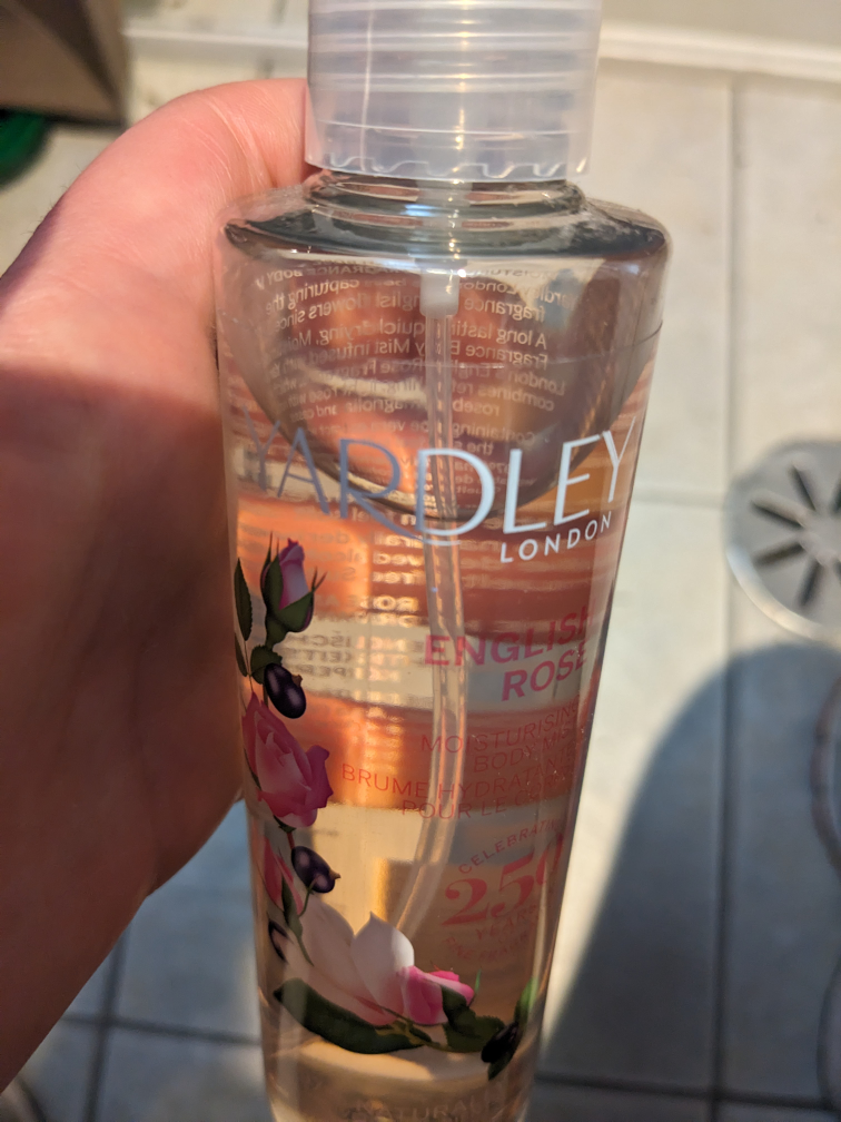 hardly English rose body spray image indicator(3)