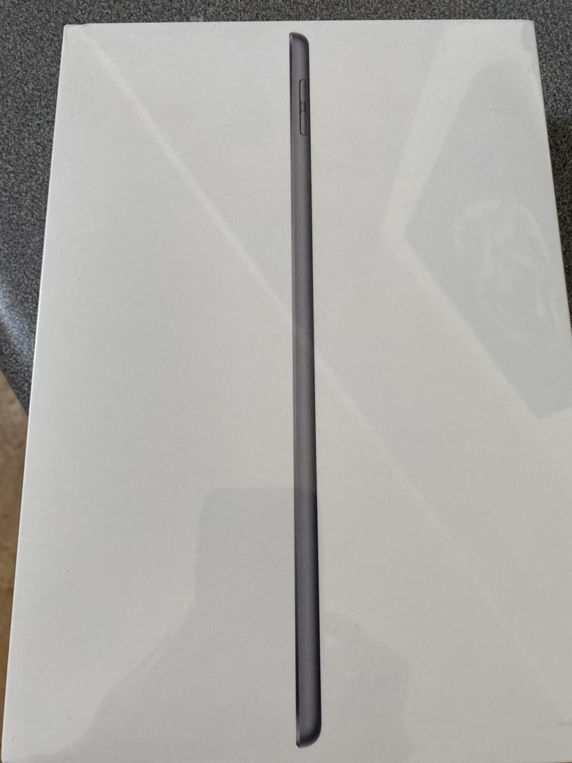 Apple iPad 9th Generation 64G Brand New - photo 2