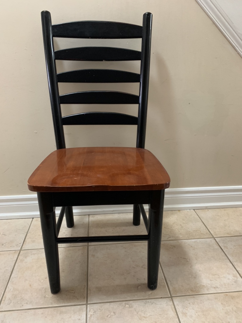 Wooden Chair - photo 2