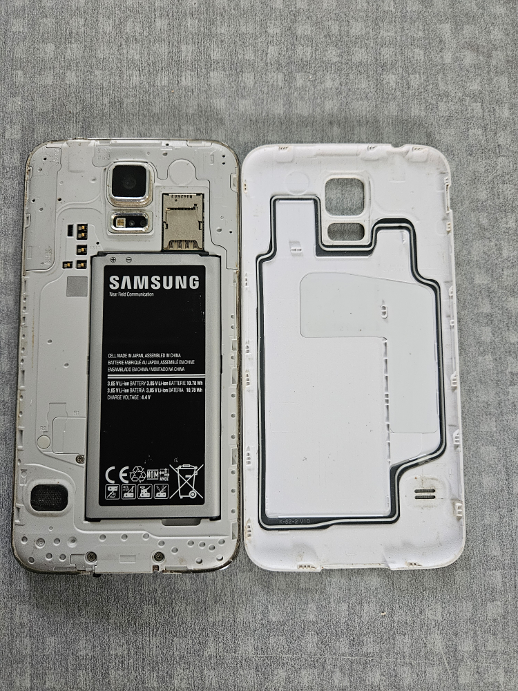 SAMSUNG S5 (Chat-R or Rogers) - photo 3