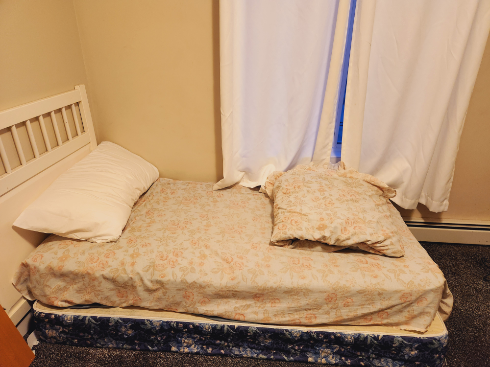 Twin bed with mattress