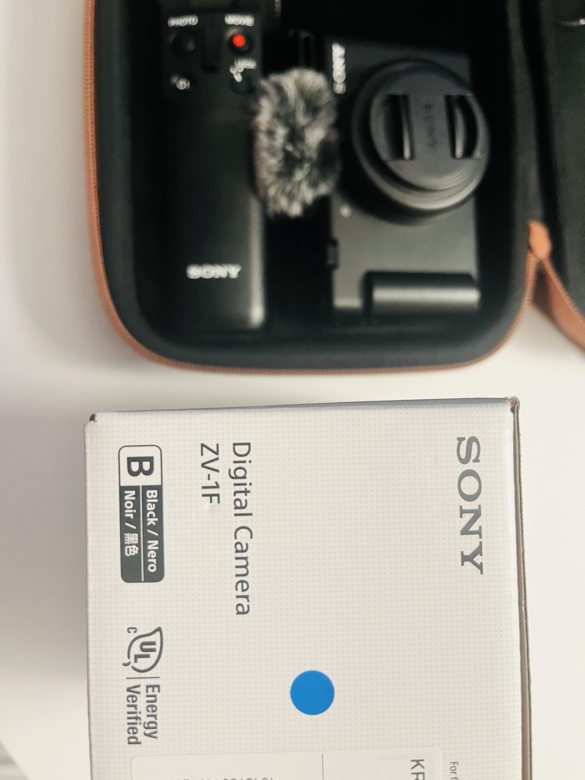 Sony ZV 1F Camera with Shooting Grip - photo 3