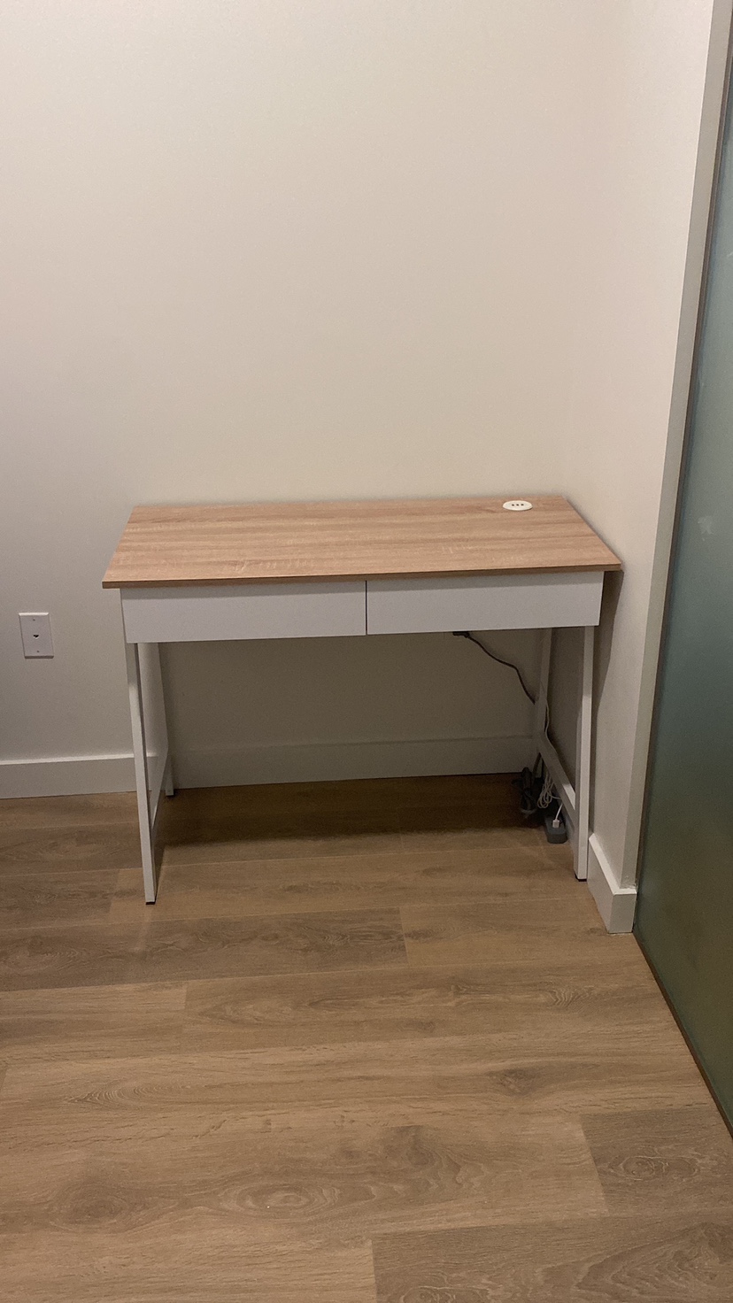 Desk w/ USB charging