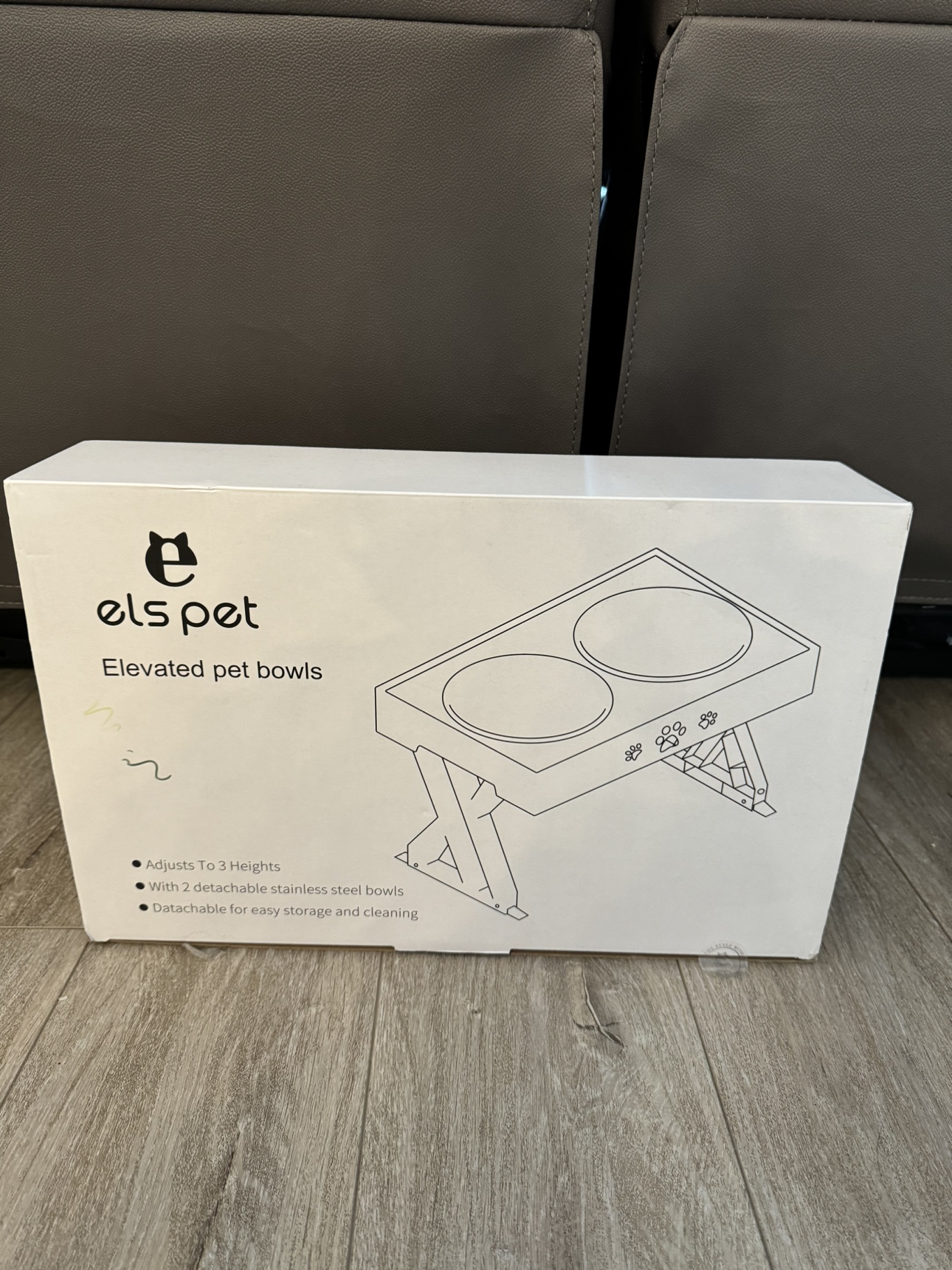 Elevated Dog Bowls thumbnail