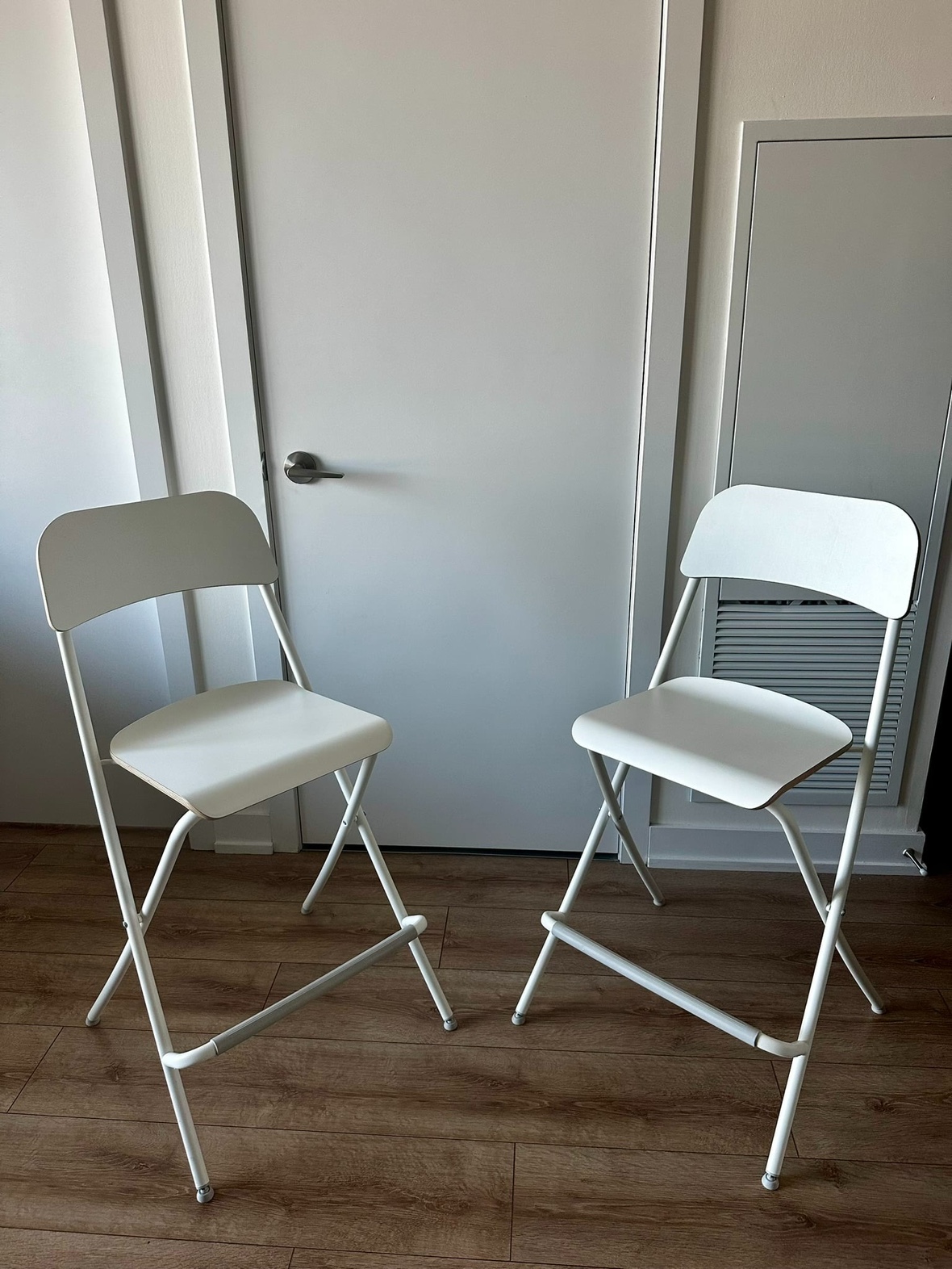 Pair of FRANKLIN Bar Stools - Great Condition!