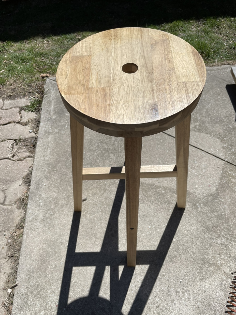 🥕 Wooden high stool for kitchen counter height. image indicator(2)