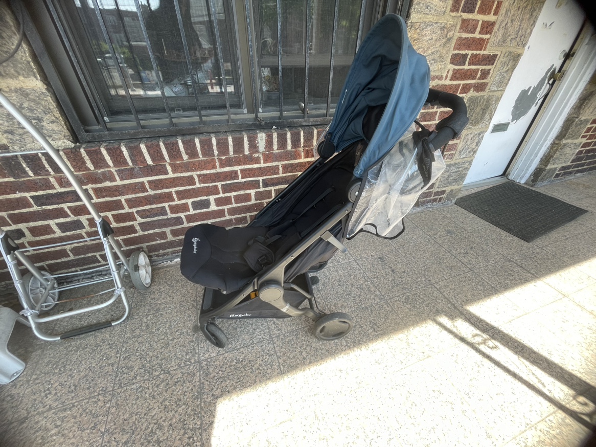Ergobaby stroller #freecycle