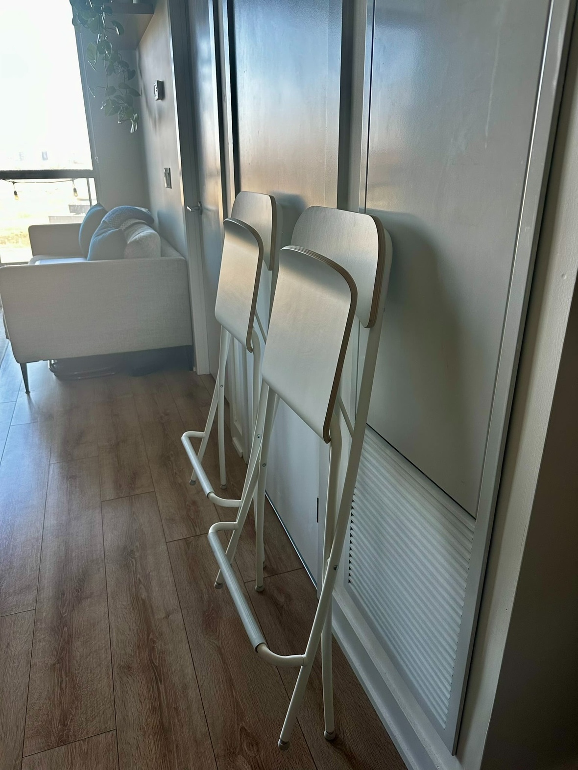 Pair of FRANKLIN Bar Stools - Great Condition! - photo 5