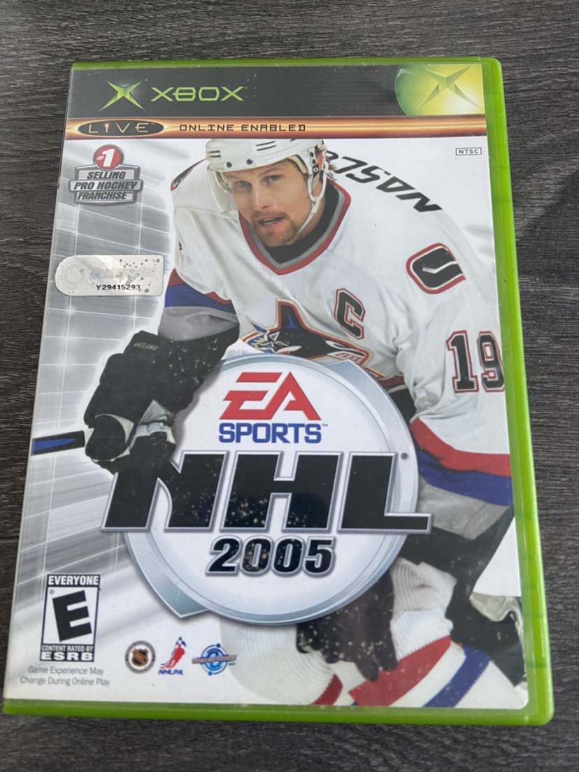 3 Original Xbox Games-STAR WARS EP 3, DOOM 3, NHL 2005 image indicator(3)