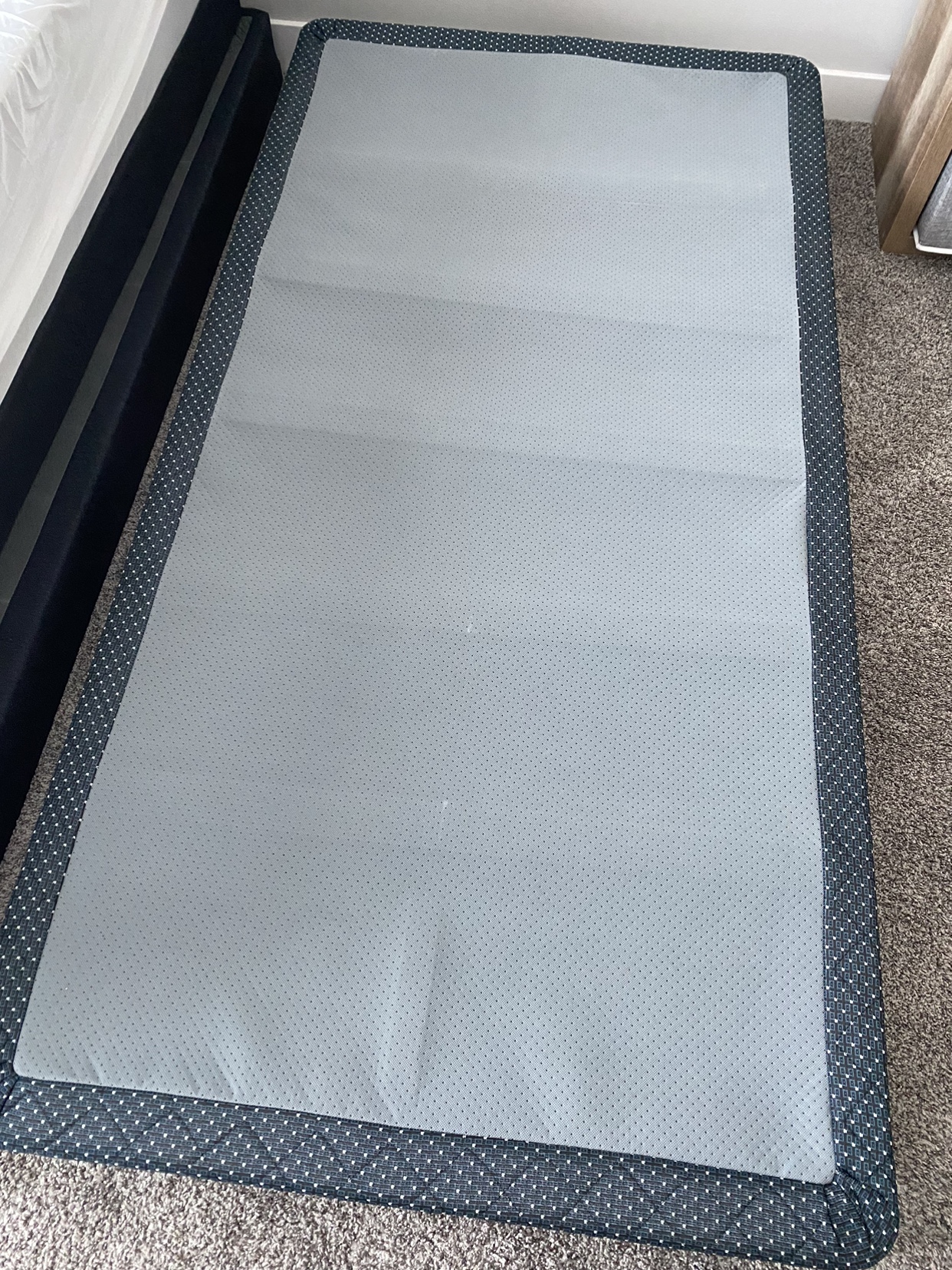 Twin box spring - photo 3
