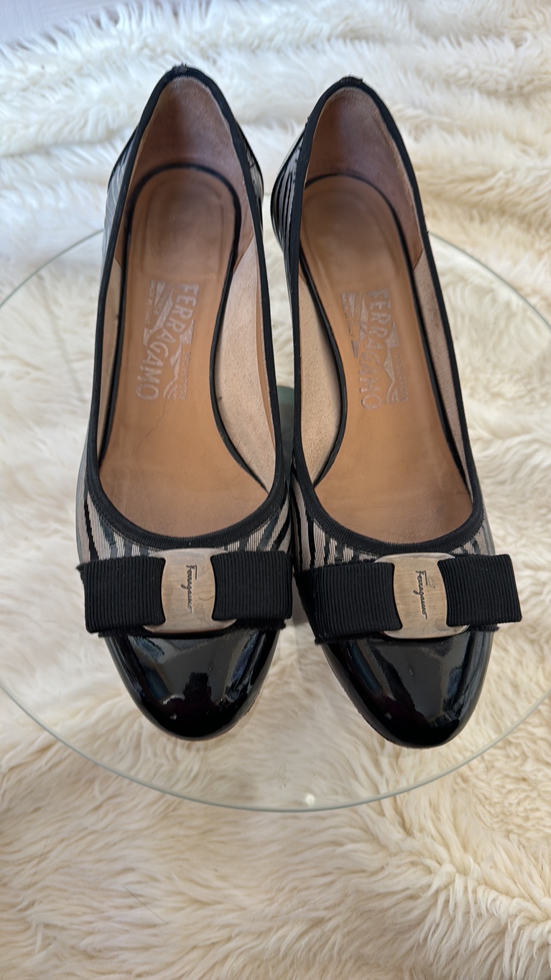 Salvatore Ferragamo Bow Block Heel Pumps - photo 3