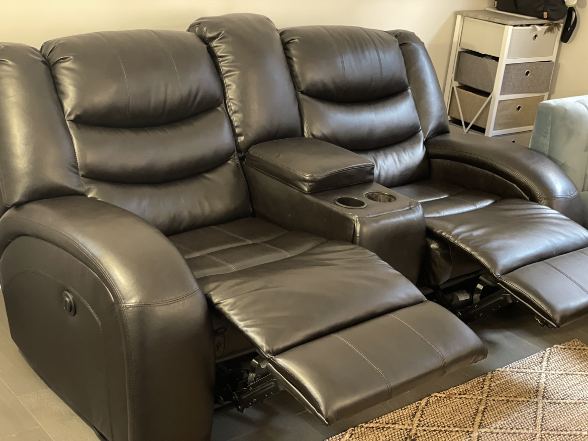 Recliner/ 2 seater couch - photo 2