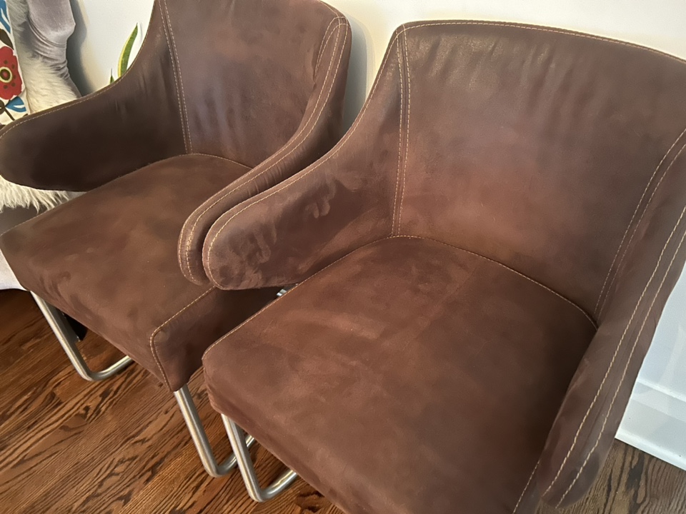 2 suede chairs - photo 2