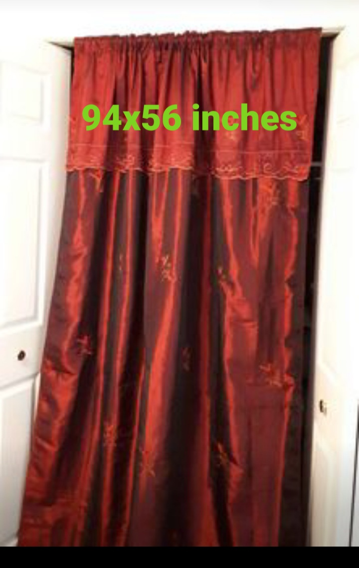 8 Panels Curtian 94x56 inches Maroon color