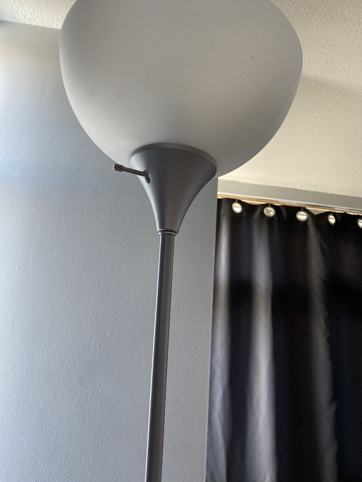 2 floors lamps - photo 2