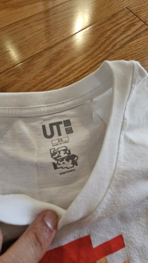 uniqlo UT super mario 8 bit t shirt - photo 2