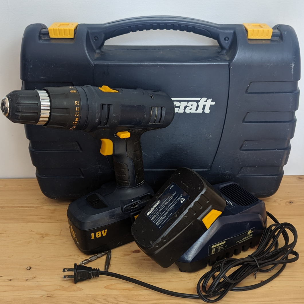Mastercraft Cordless 18V Drill Bundle thumbnail