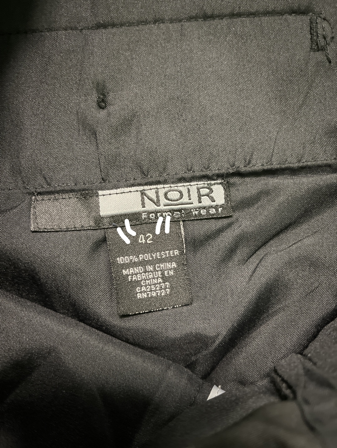 Men’s 3 Piece Suit Blazer, Vest, & Pants image indicator(7)