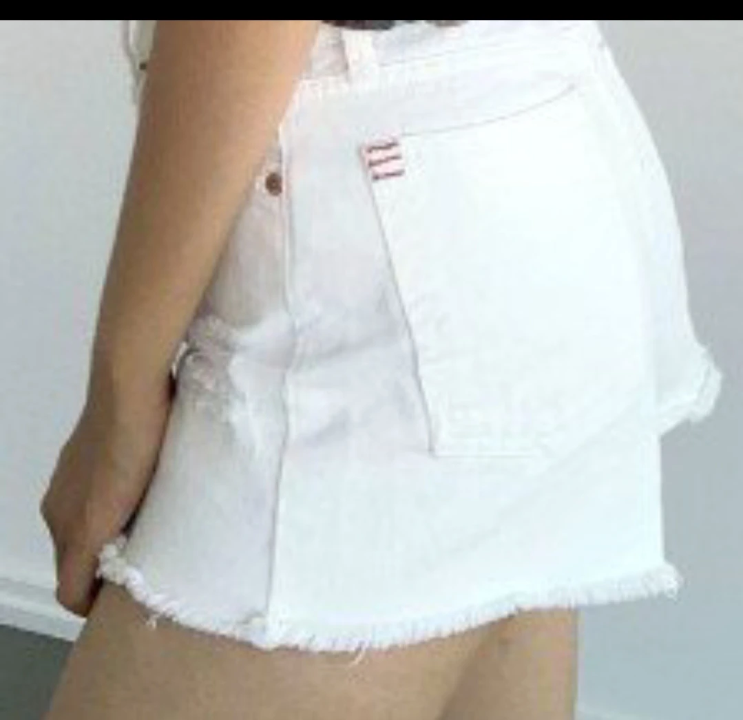 BDG High Waisted Denim Shirt Sz 27 image indicator(3)