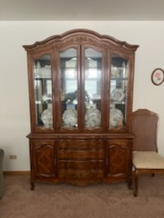 China cabinet - photo 3