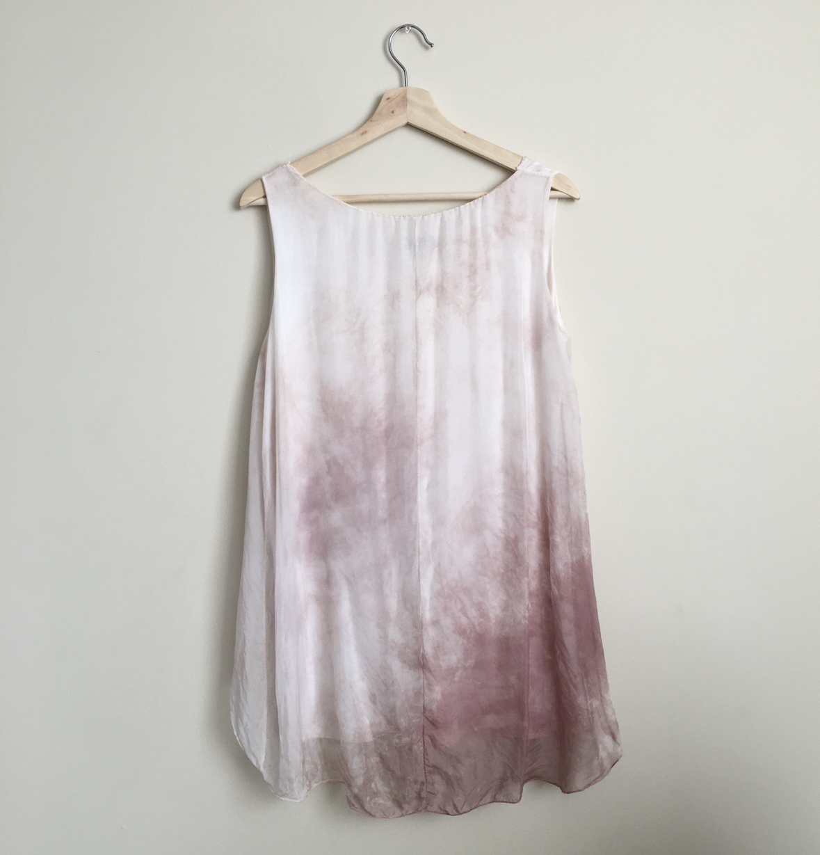 Silk layered sleeveless blouse • size S • Amanti • made in Italy image indicator(5)