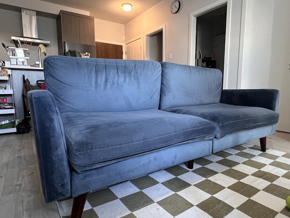 3 seaters couch