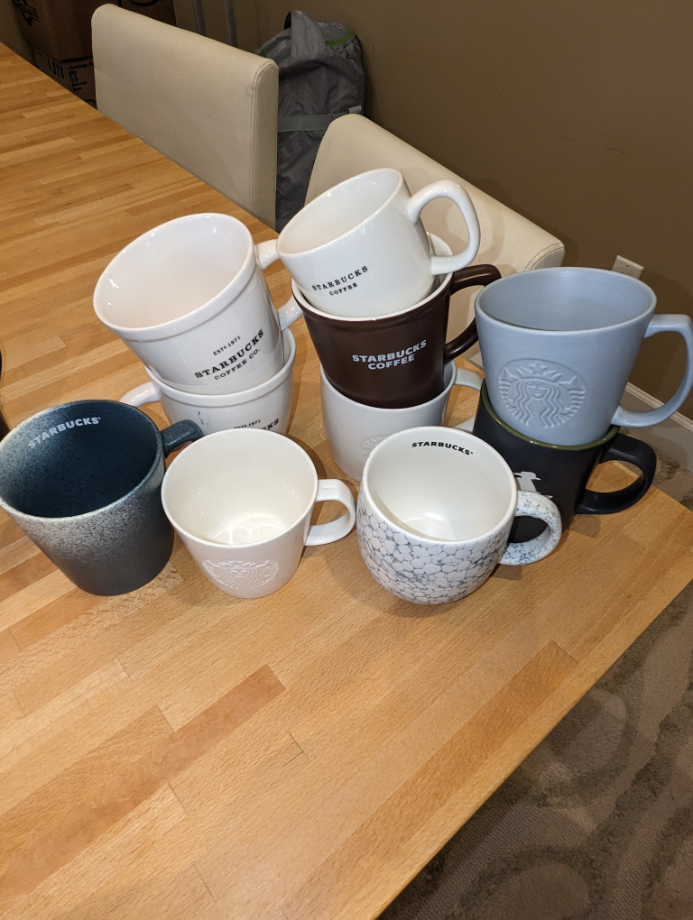 Starbucks mugs - photo 2
