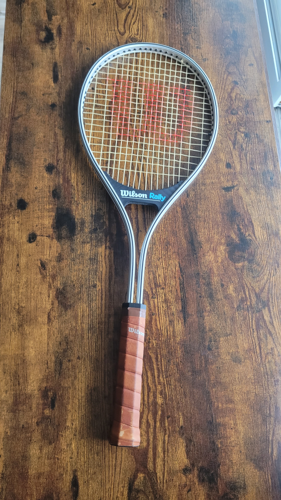 Tennis racket