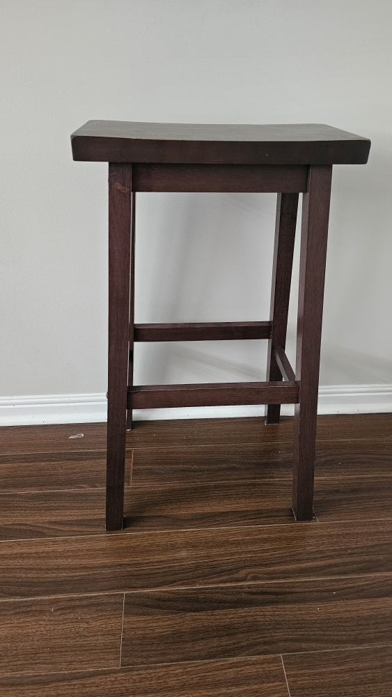 Set of 2 counter stools in solid wood thumbnail