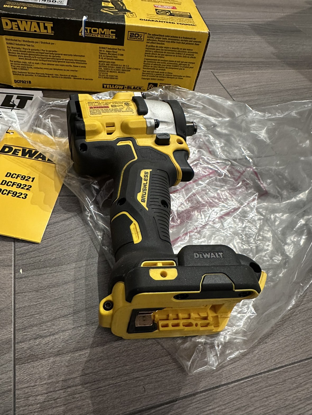 Dewalt 20V DCF921 (1/2”) impact wrench - photo 3