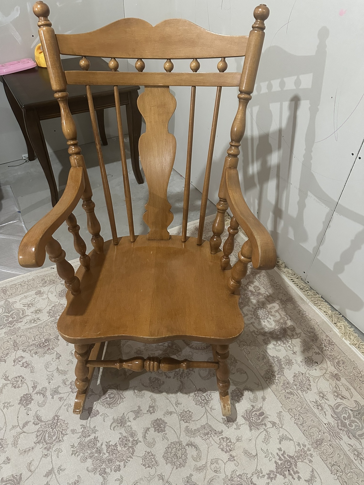 maple rocking chair Great condition real wood