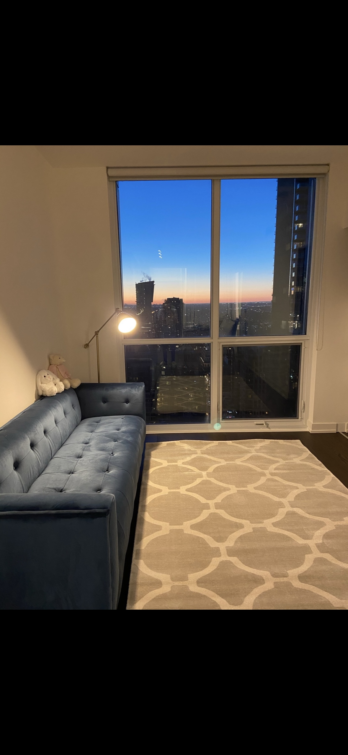 Blue/navy velvet 3-seater sofa