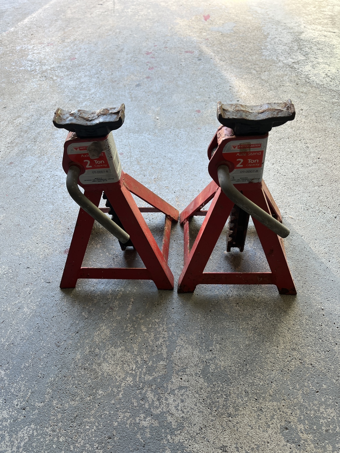 MOTOR MASTER AXLE STAND 2 TON CAPACITY thumbnail