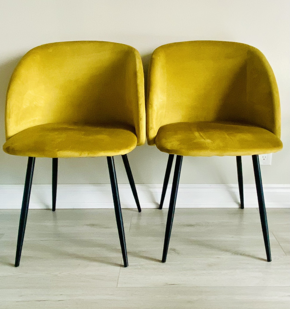 Soft Velvet Upholstered Dining Chairs