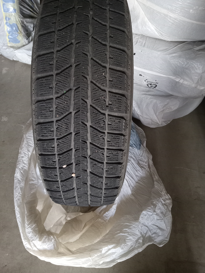 Honda CRV Winter Tires & Rims - photo 2