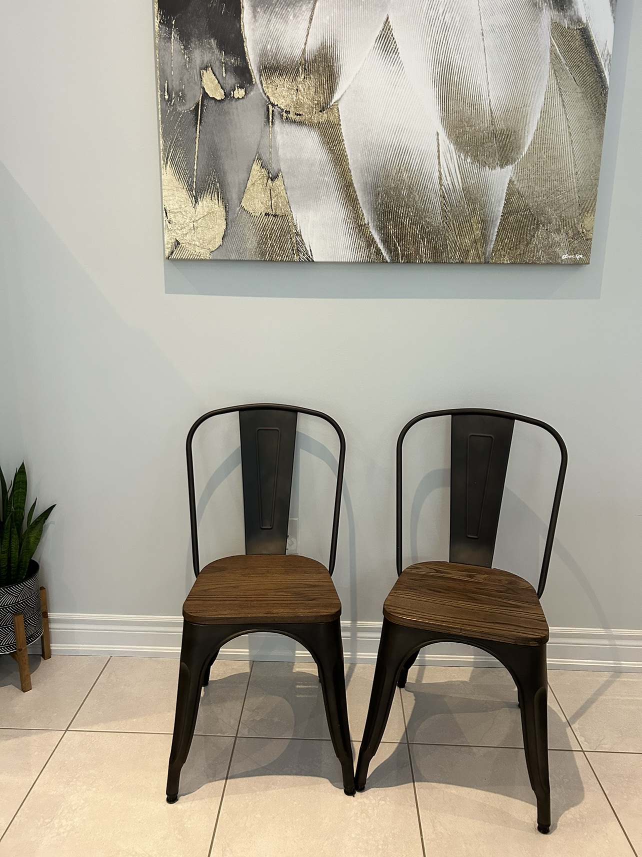 Set of 4 kitchen/dining rooms chairs