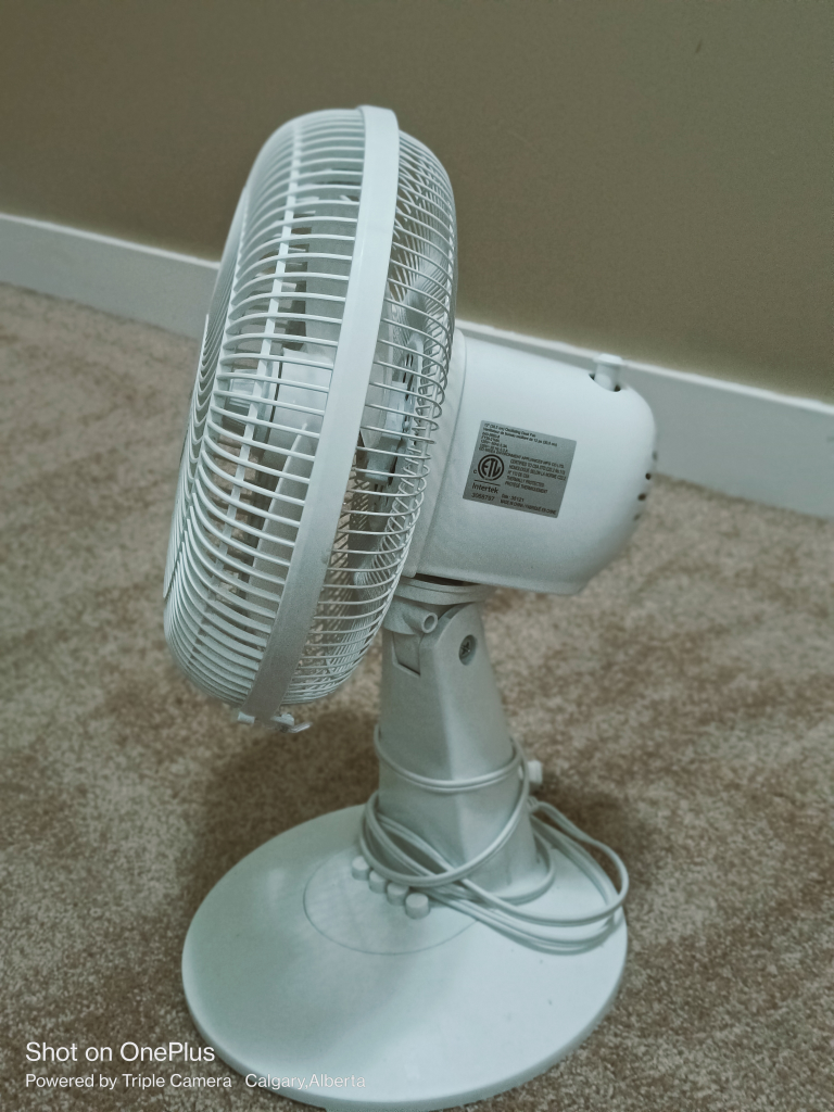 Oscillating Desk Fan - photo 2