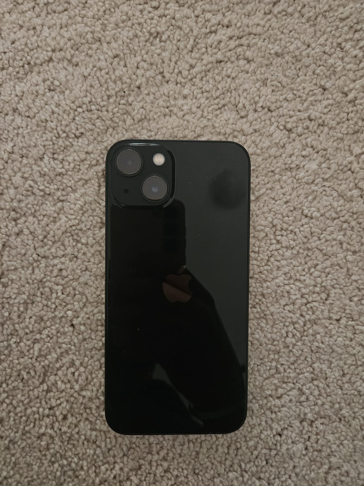 Used IPhone 13 256gbs (+2 cases)