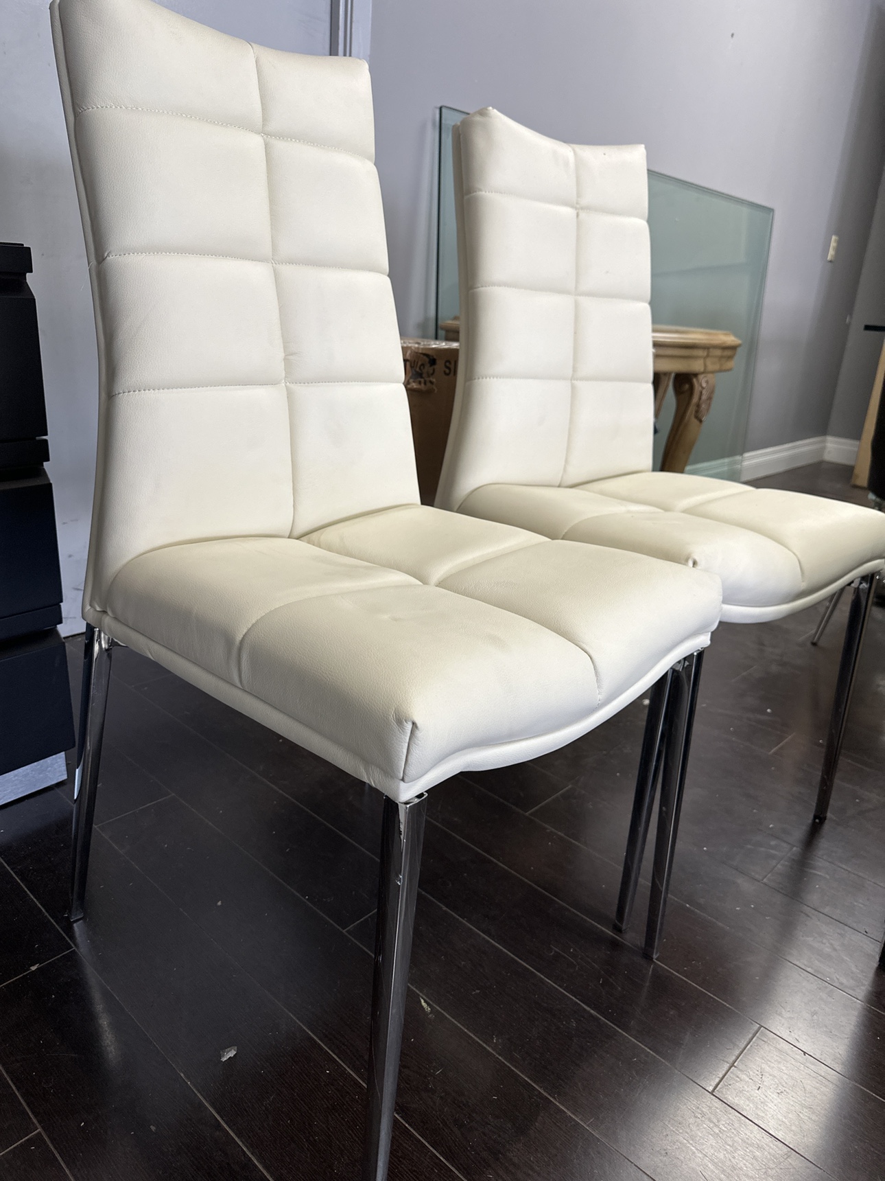 Dining Chair thumbnail