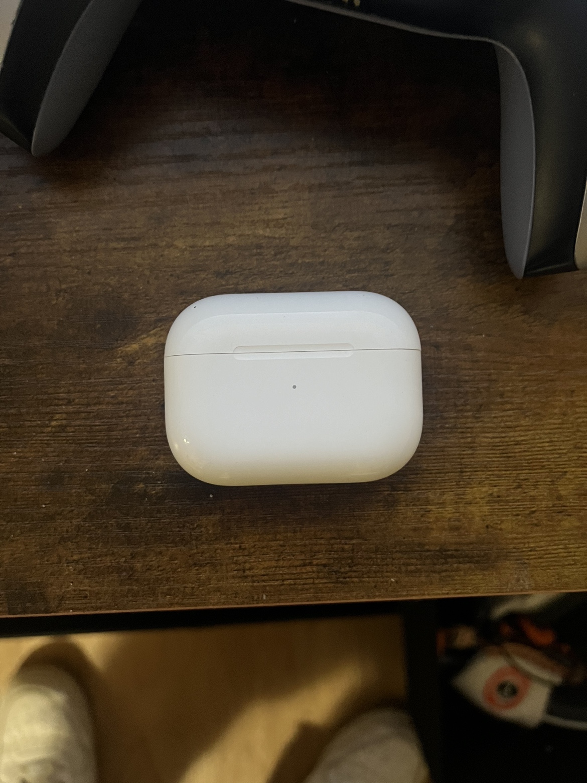 AirPod pro charging case (3rd gen) with usb-c cable