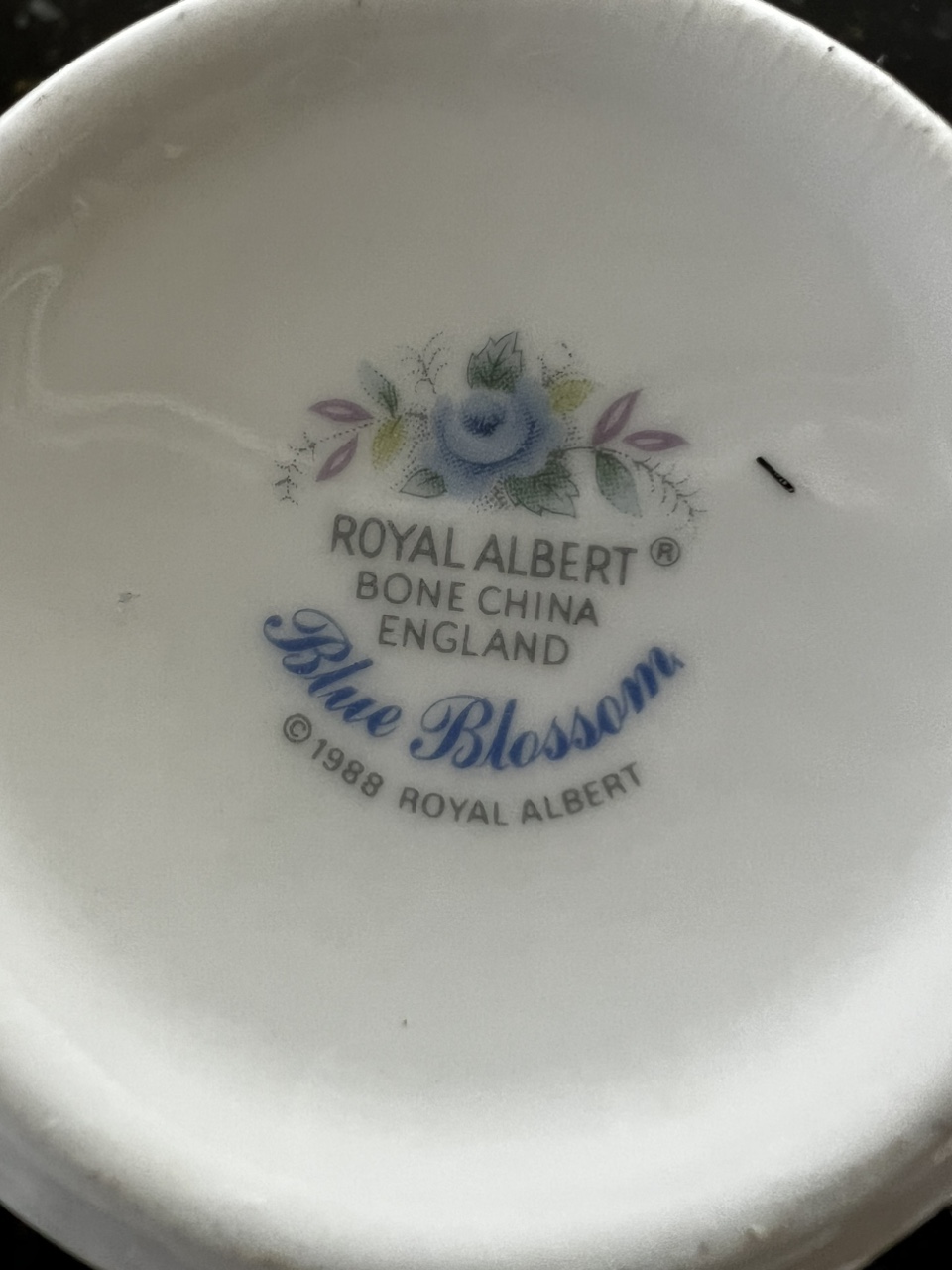 4 Royal Albert Mugs thumbnail