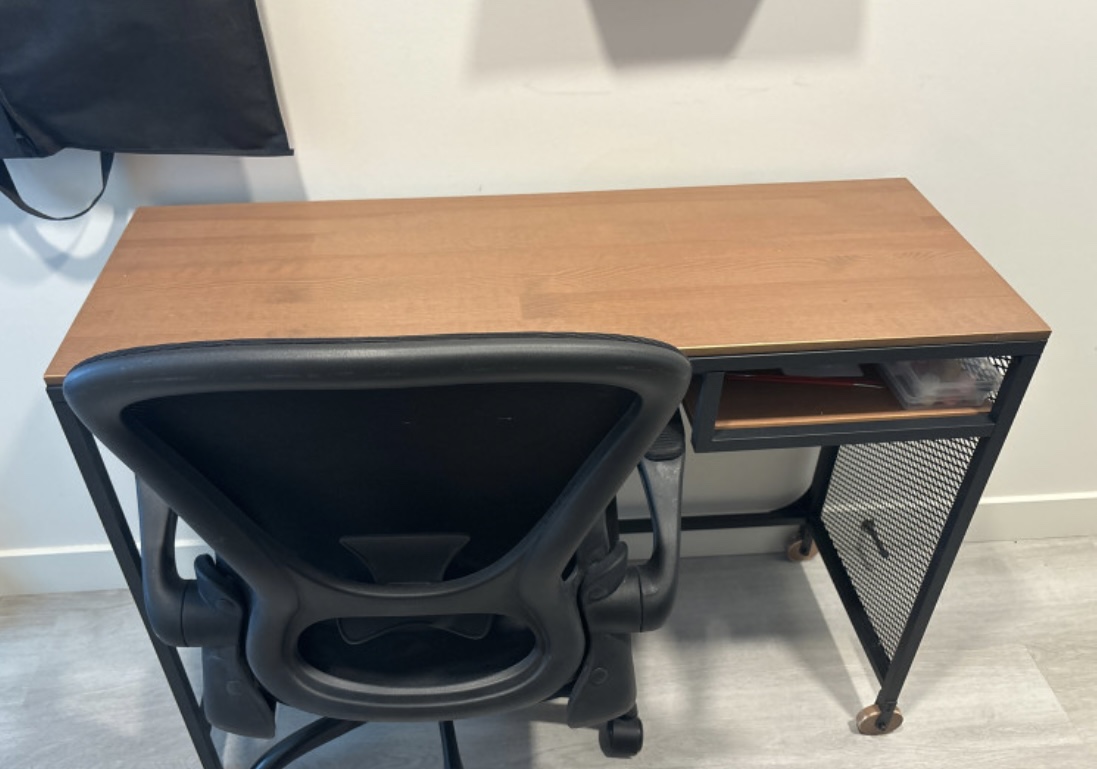 Small desk