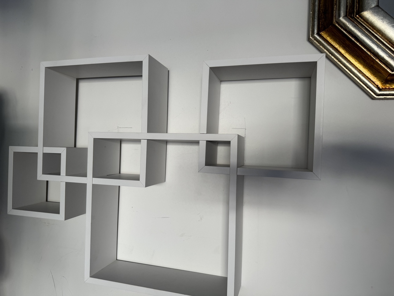 Wall shelf thumbnail