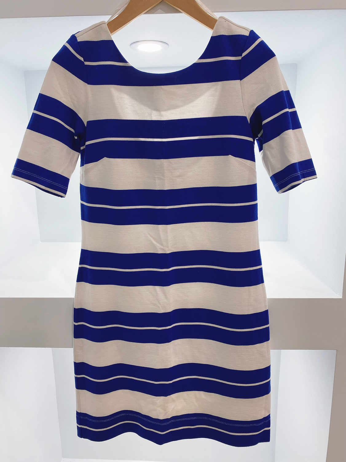 Women’s dress-Banana Republic thumbnail